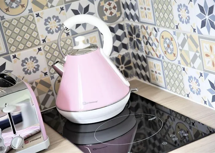 Апартаменты Le Glamour *studio *parking Prive* *wifi*calme* *